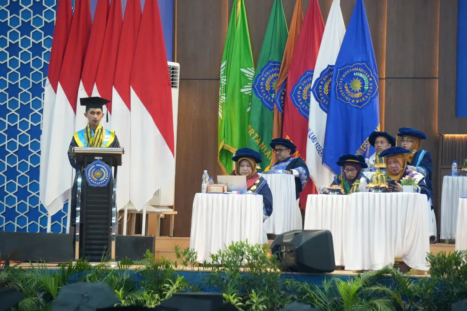 wisuda 1
